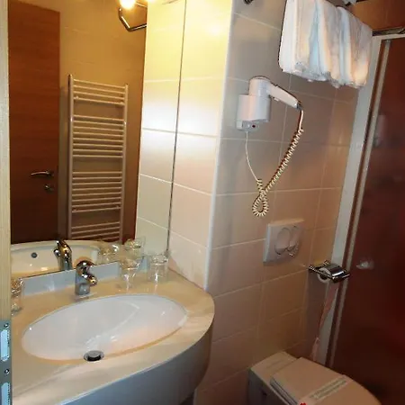 Bela Krajina 3* Metlika